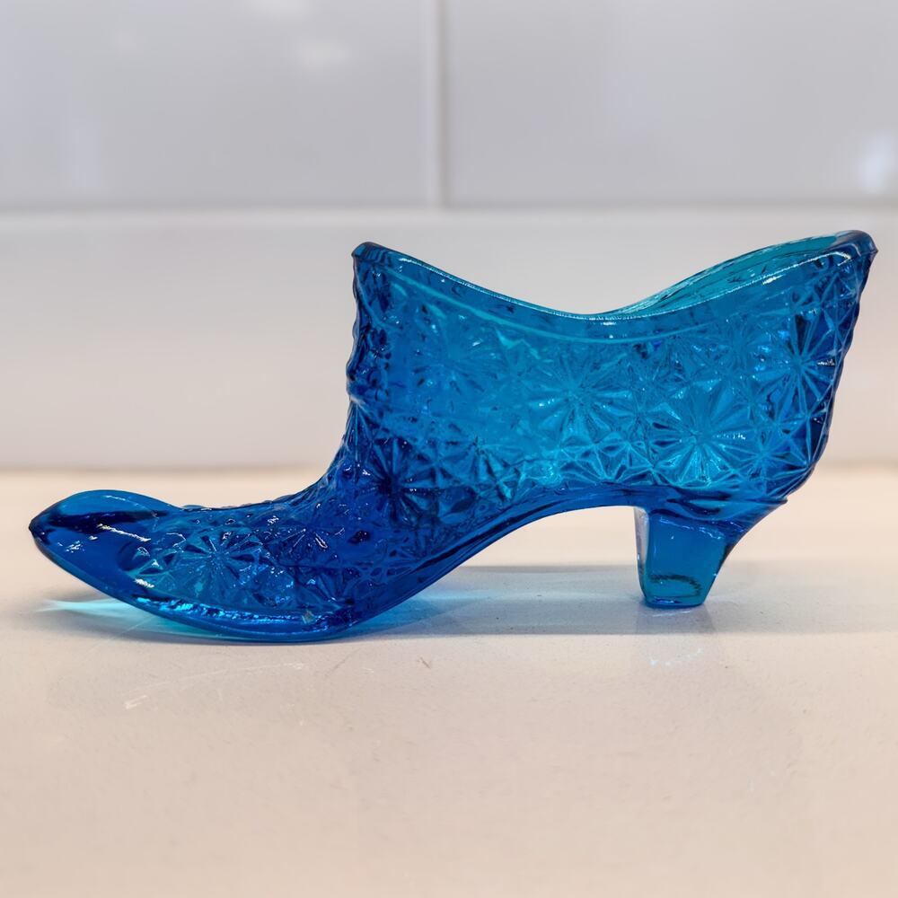Vintage Victorian Styled Fenton, Daisy & Button Blue Glass Shoe - Picture 2 of 6